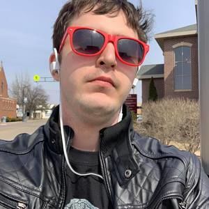 Meet your Posher, Zach